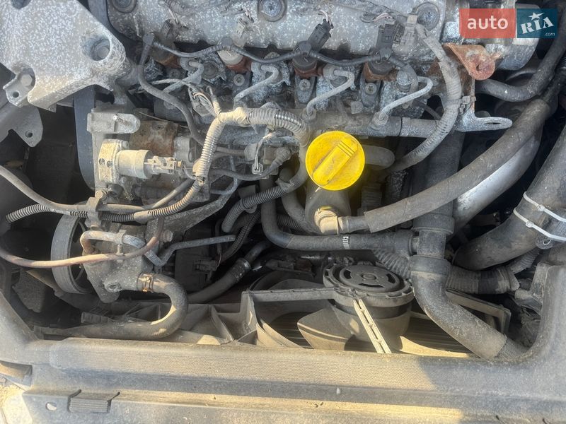 Ліфтбек Renault Laguna 2002 в Конотопі