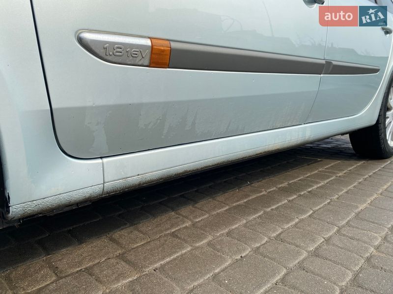 Универсал Renault Laguna 2003 в Ивано-Франковске