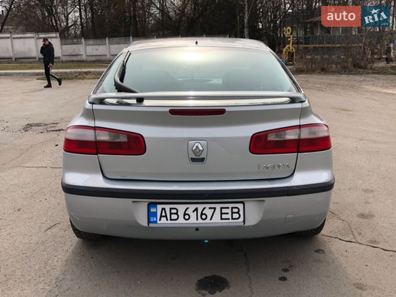 Лифтбек Renault Laguna 2001 в Виннице