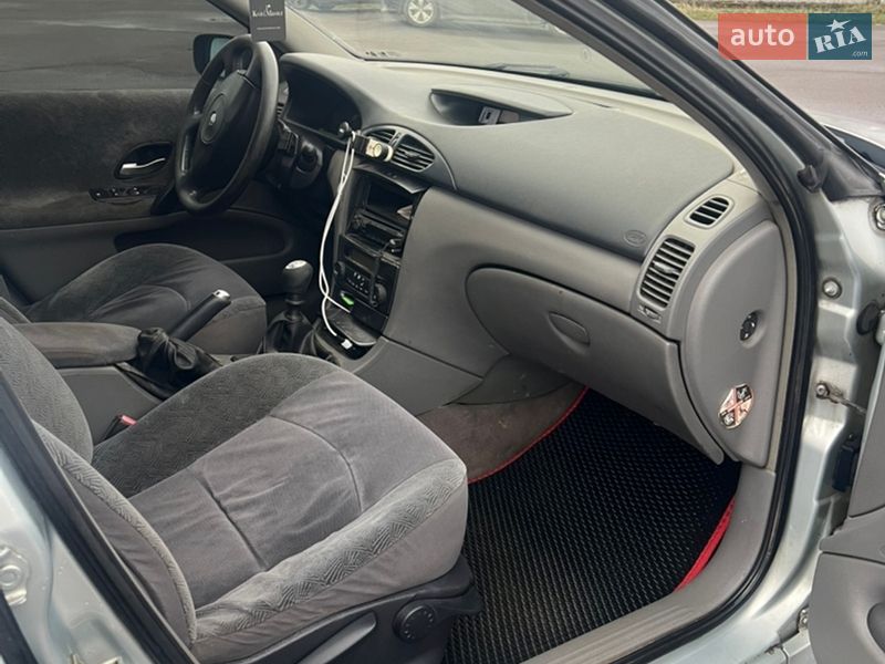 Універсал Renault Laguna 2002 в Косові фото 6 Універсал Renault Laguna 2002 в Косові