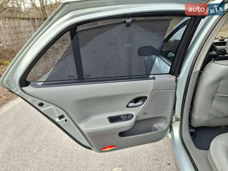 Лифтбек Renault Laguna 2001 в Рудниках фото 23 Лифтбек Renault Laguna 2001 в Рудниках