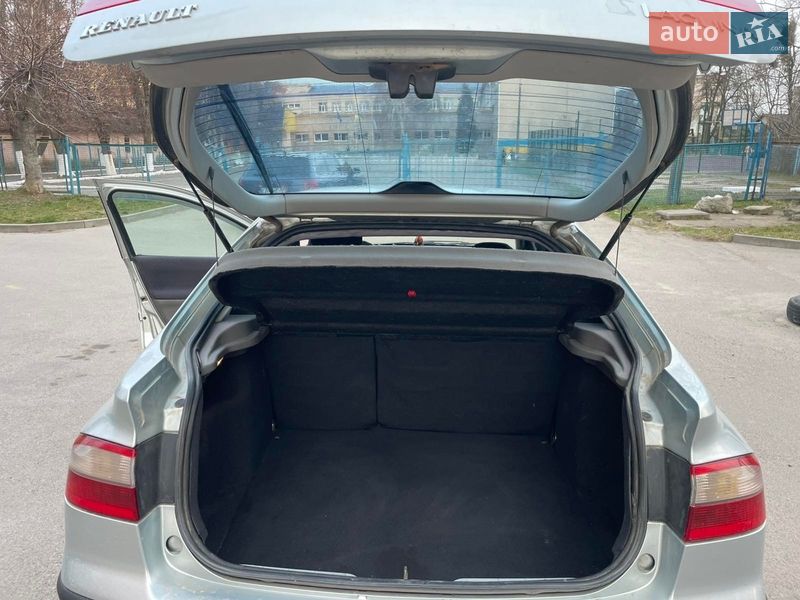 Лифтбек Renault Laguna 2001 в Жмеринке