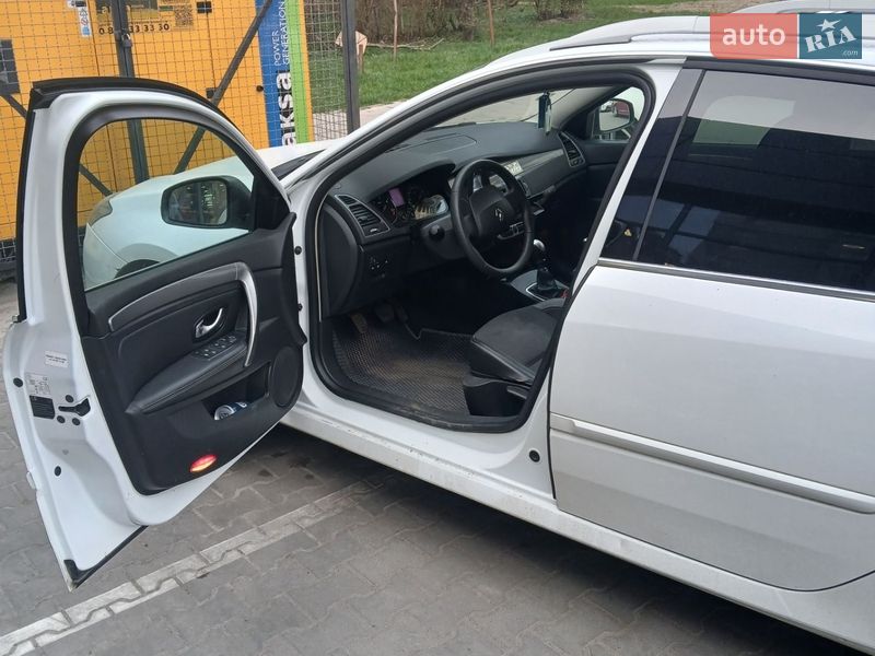 Универсал Renault Laguna 2011 в Львове фото 4 Универсал Renault Laguna 2011 в Львове