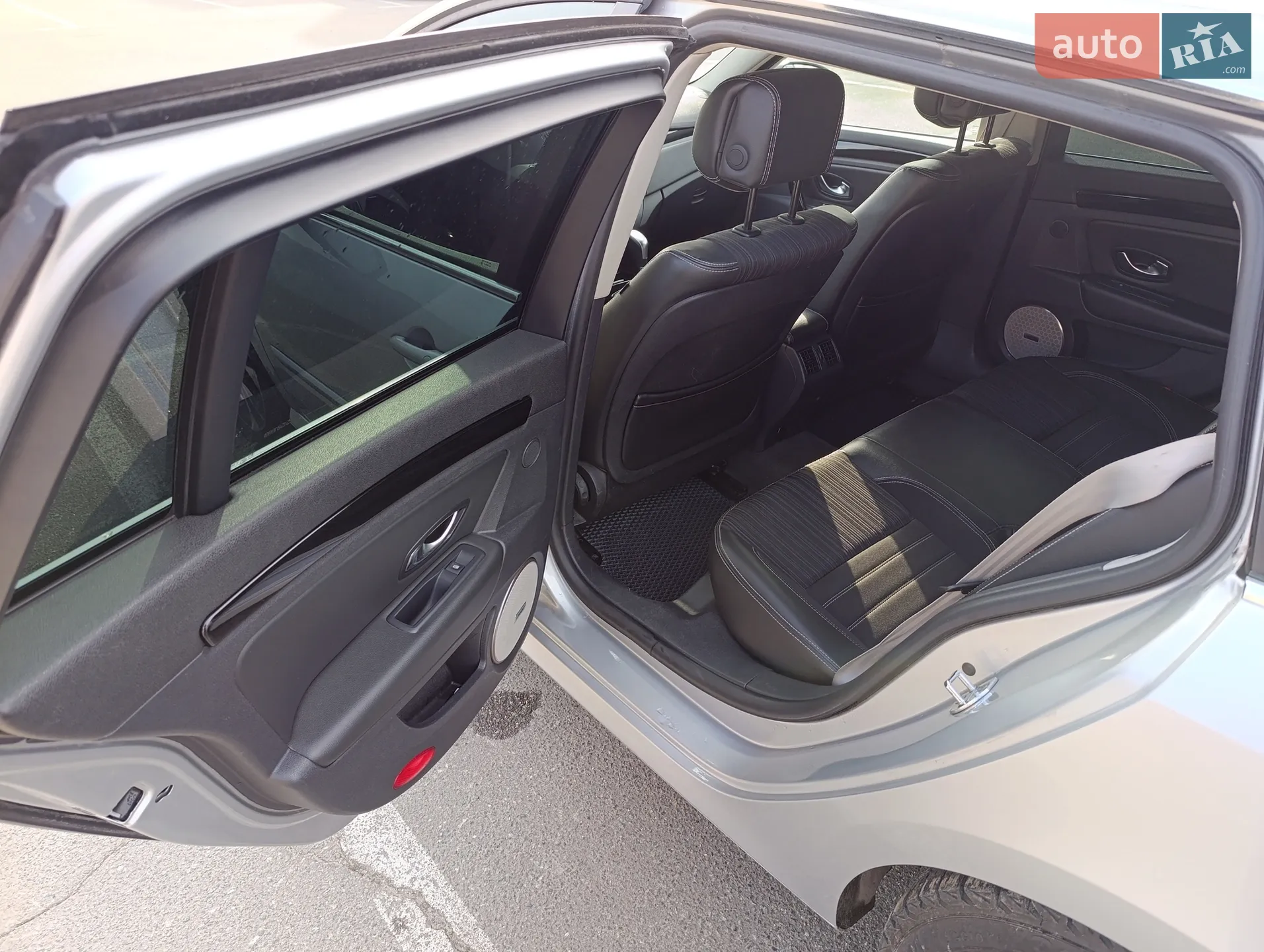 2014 Renault Laguna - мініатюра 16