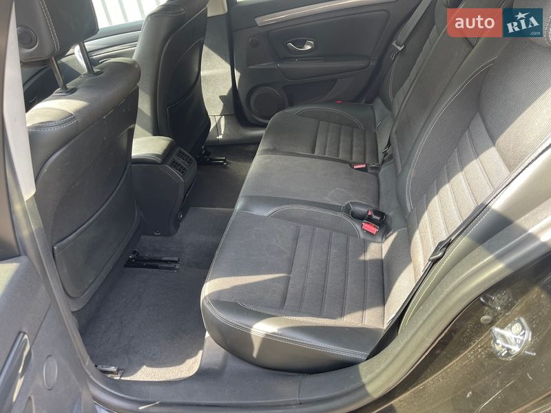 Универсал Renault Laguna 2010 в Шептицькому фото 25 Универсал Renault Laguna 2010 в Шептицькому