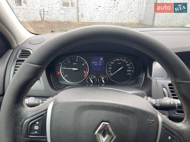 Универсал Renault Laguna 2010 в Шептицькому фото 44 Универсал Renault Laguna 2010 в Шептицькому