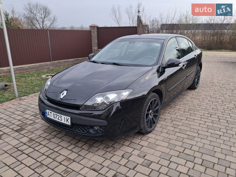 Лифтбек Renault Laguna 2009 в Калуше