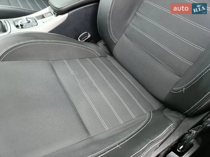 Renault Laguna 2011 VIN VF1BT1R0645118660 фото оголошення 38 з 77