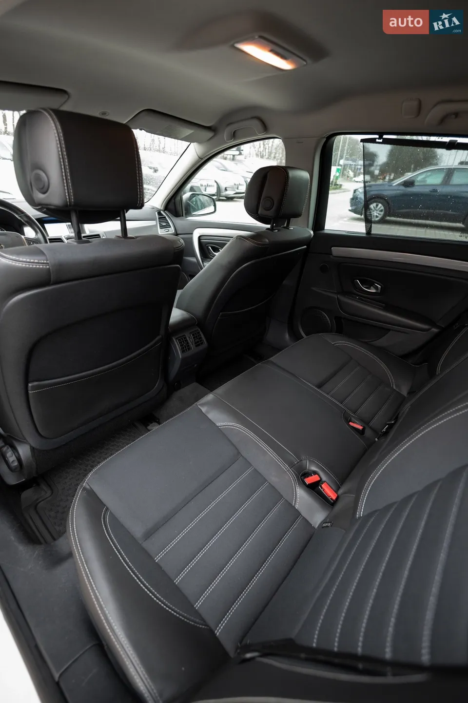 2012 Renault Laguna - мініатюра 35