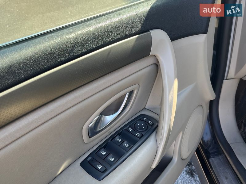 Лифтбек Renault Laguna 2008 в Киеве