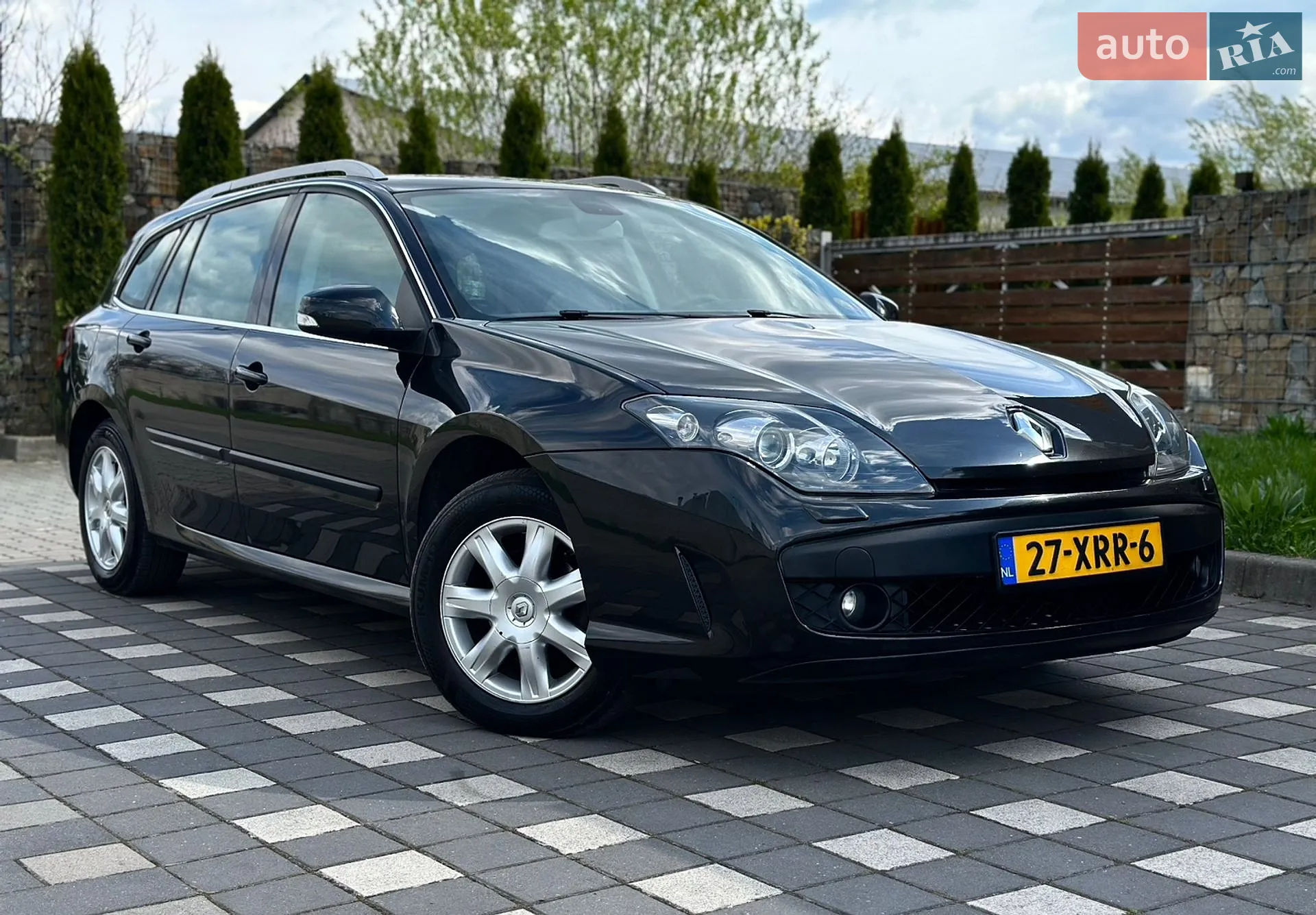 2011 Renault Laguna - мініатюра 65