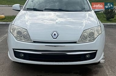 Лифтбек Renault Laguna 2009 в Пирятине