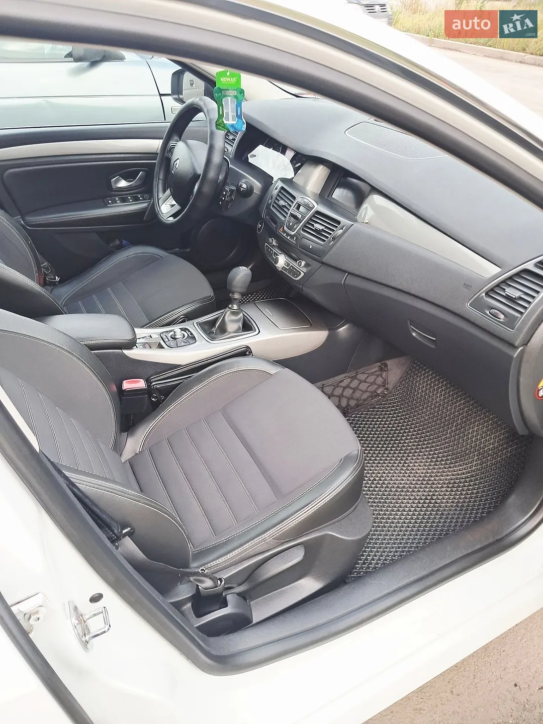 2011 Renault Laguna - мініатюра 8