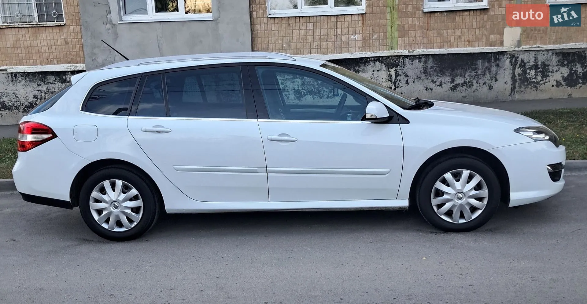 2011 Renault Laguna - мініатюра 10