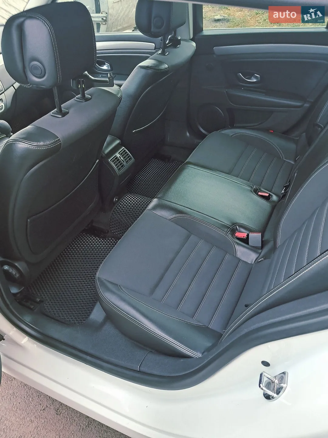 2011 Renault Laguna - мініатюра 7