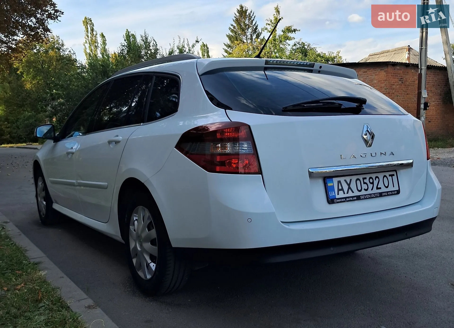 2011 Renault Laguna - мініатюра 14
