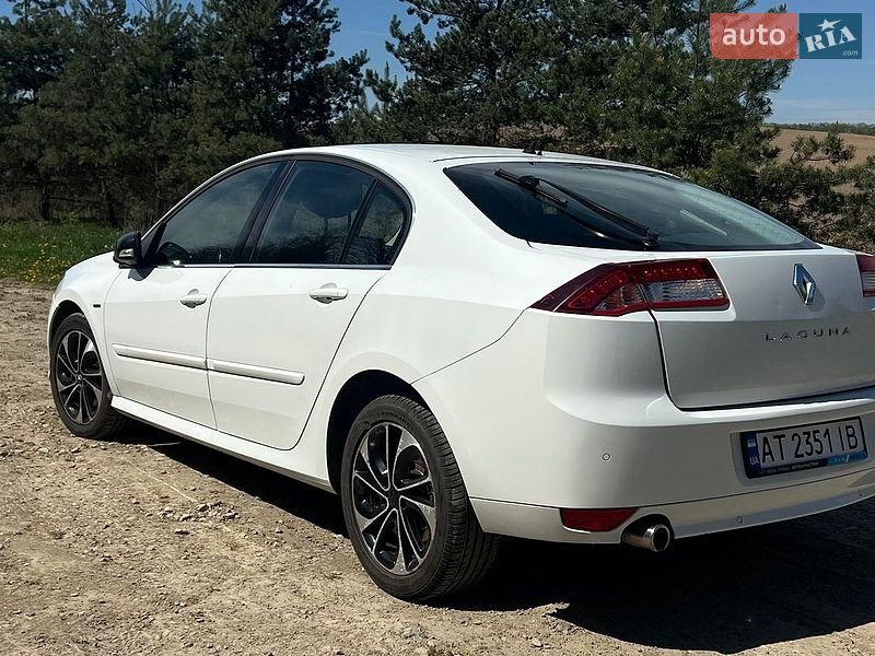 Лифтбек Renault Laguna 2013 в Ивано-Франковске