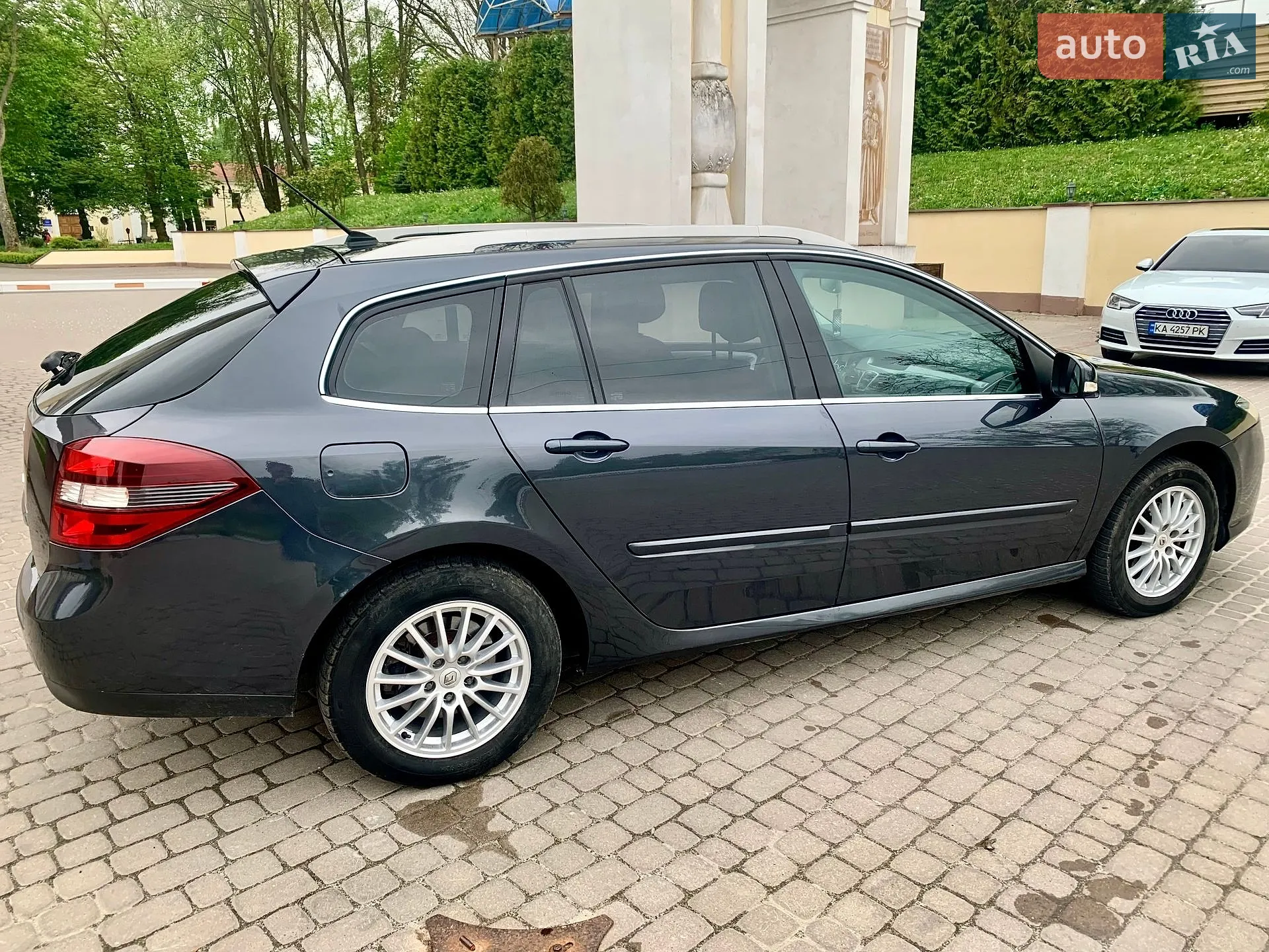 2010 Renault Laguna - мініатюра 28