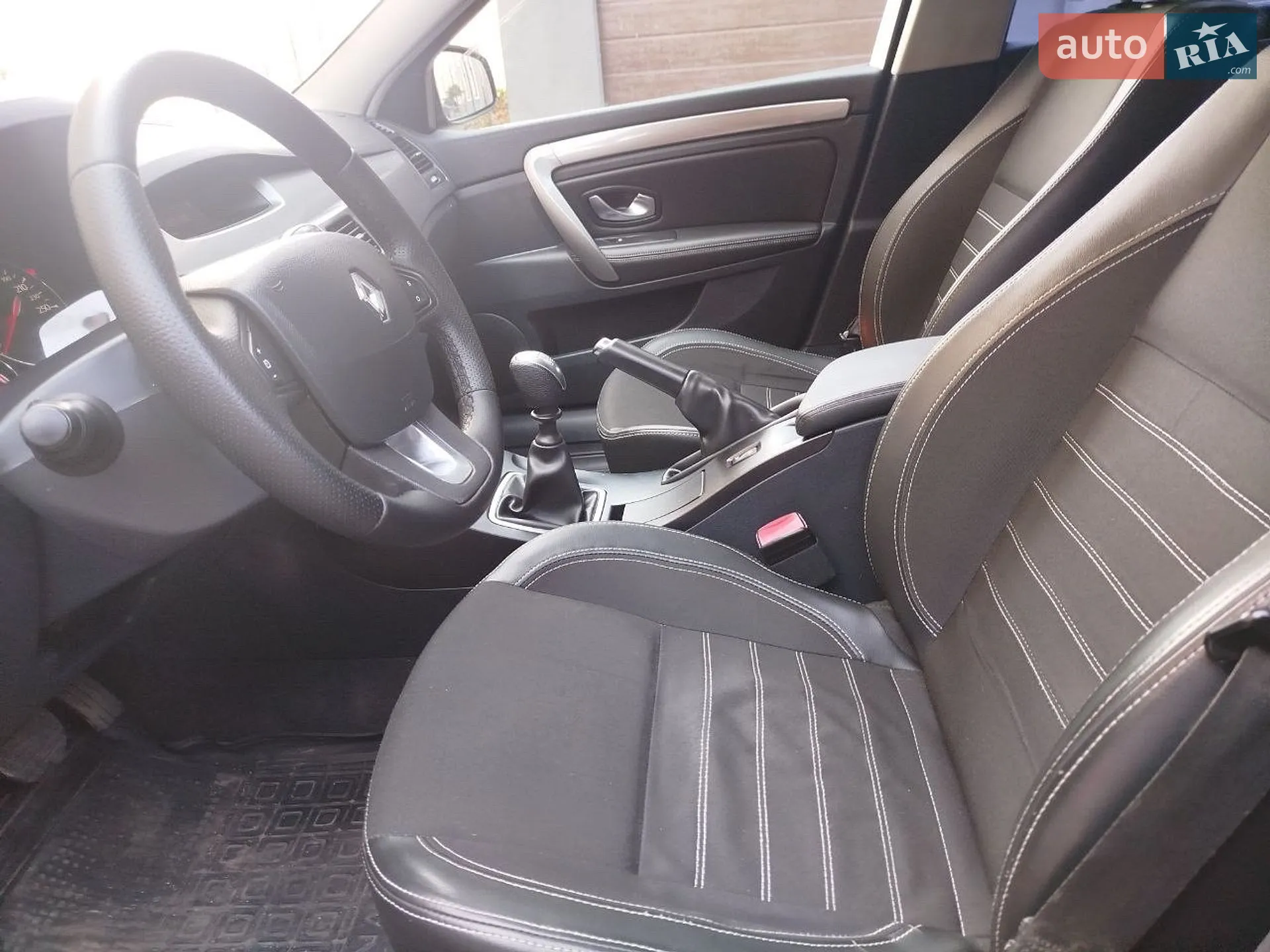 2012 Renault Laguna - мініатюра 15