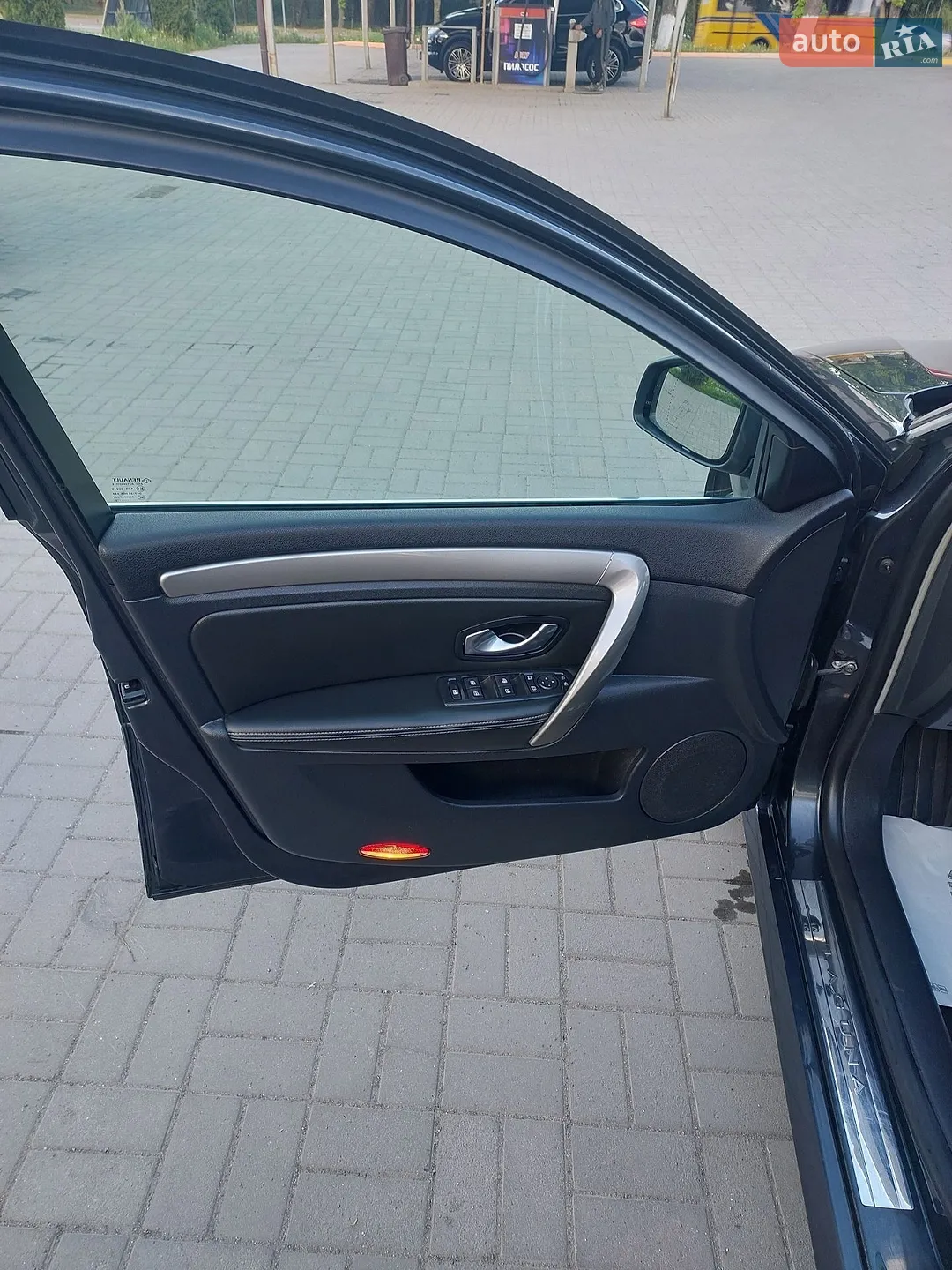 2012 Renault Laguna - мініатюра 23