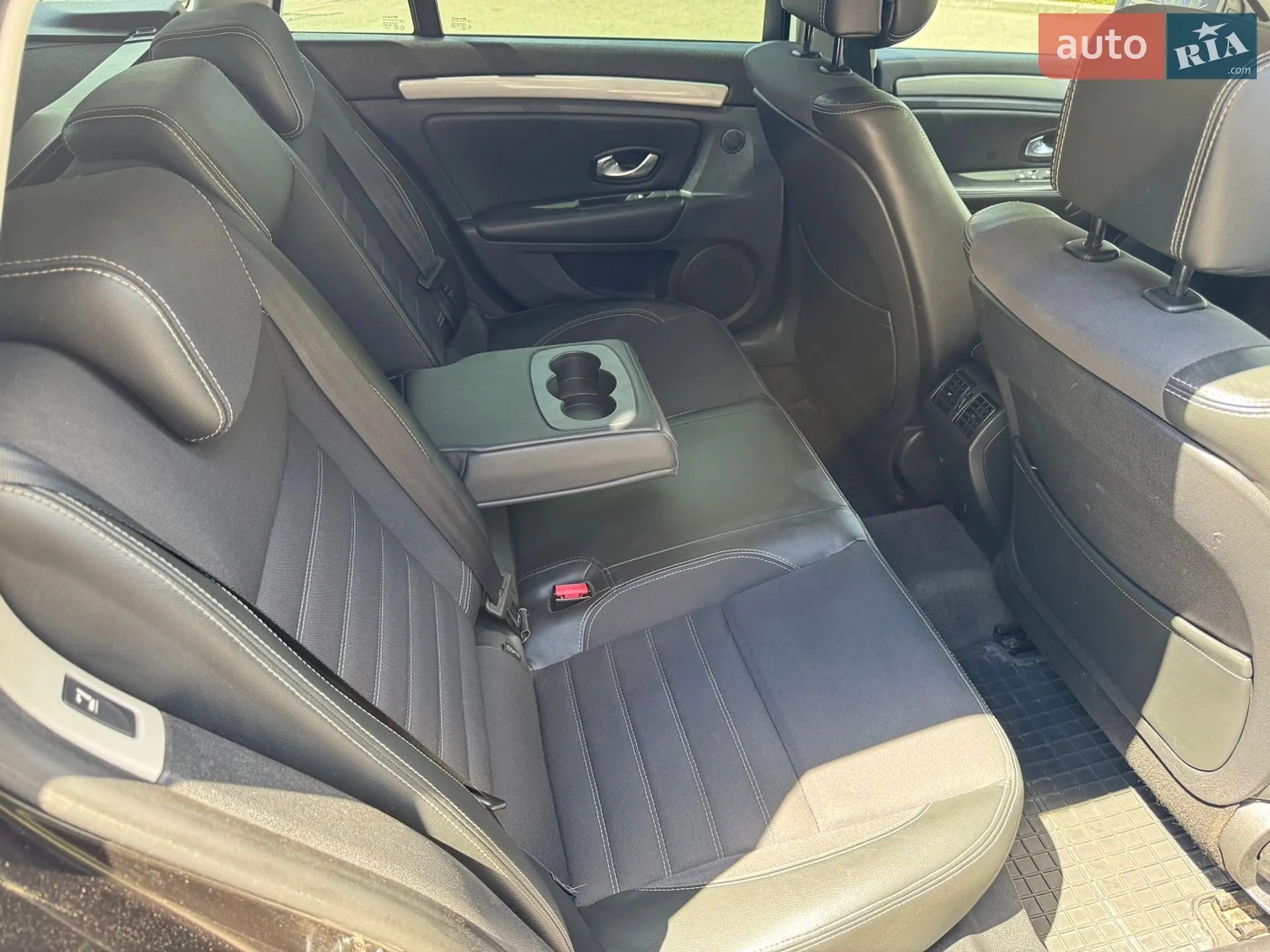 2012 Renault Laguna - мініатюра 22