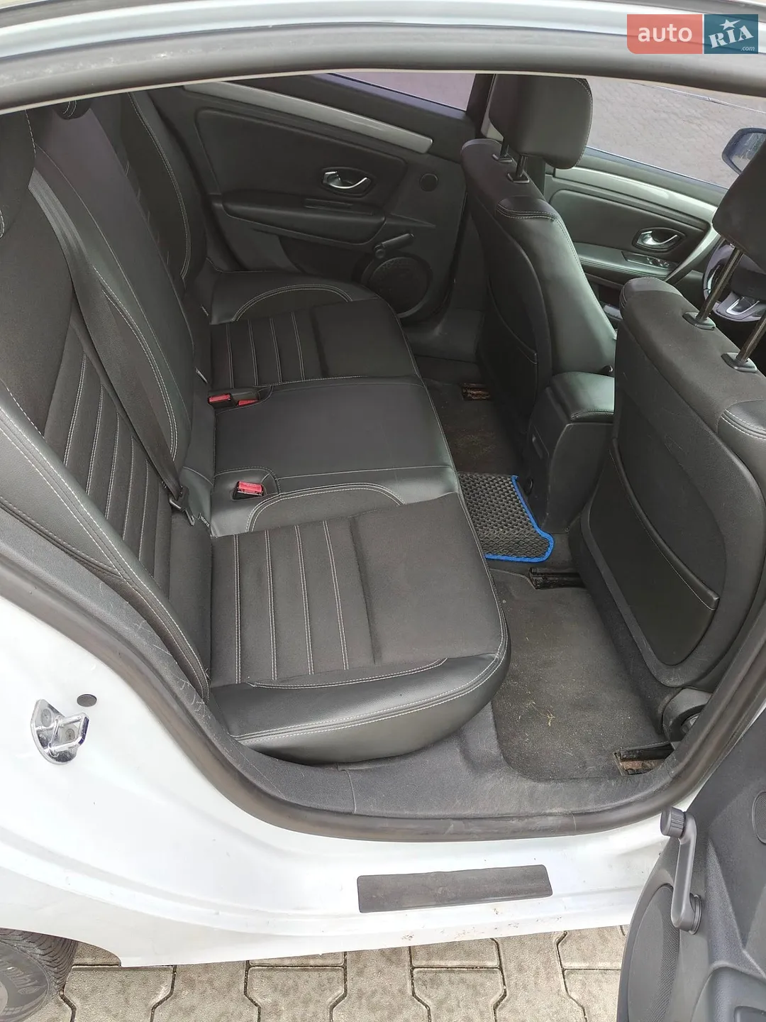 2012 Renault Laguna - мініатюра 12