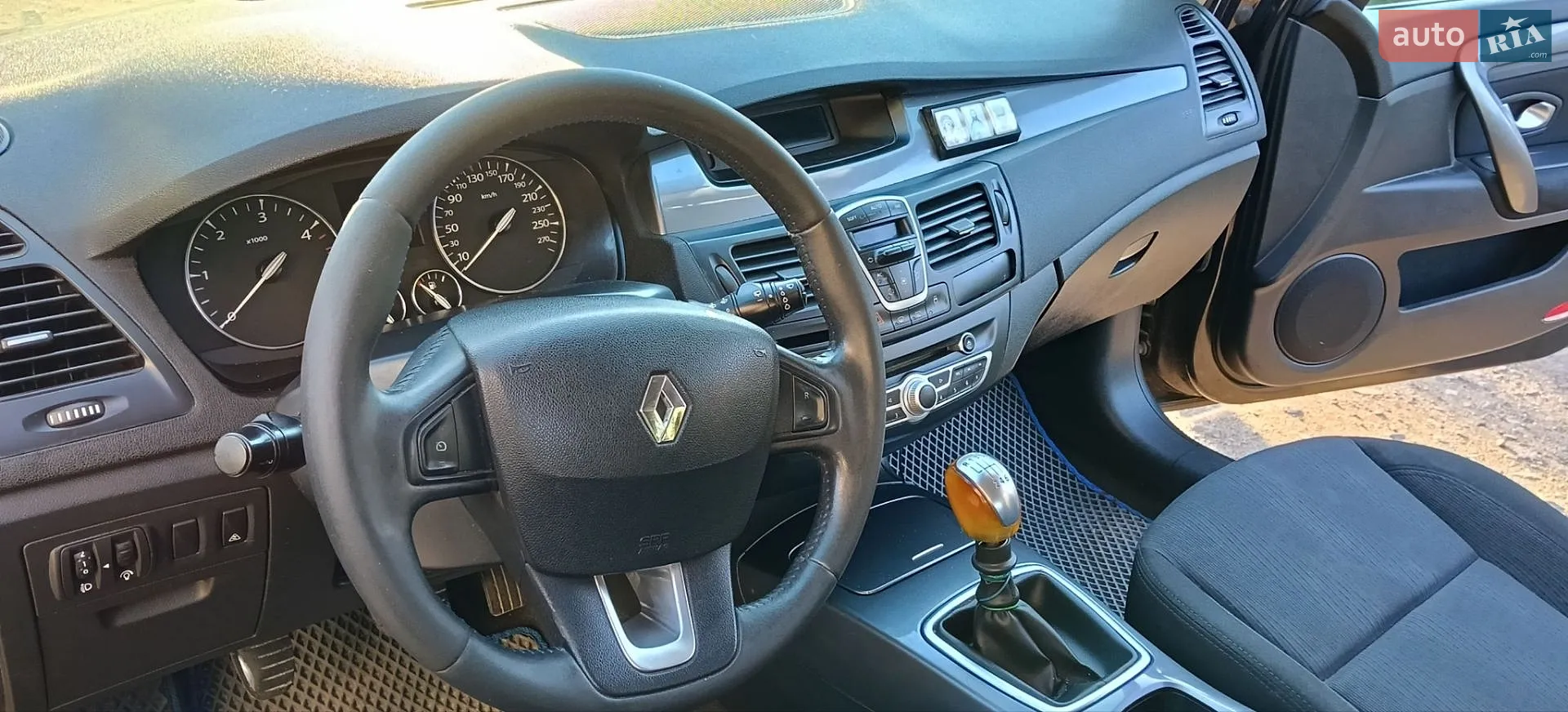 2010 Renault Laguna - мініатюра 21