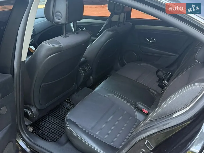Renault Laguna 2011 VIN VF1BT1R0644933102 фото оголошення 11 з 49