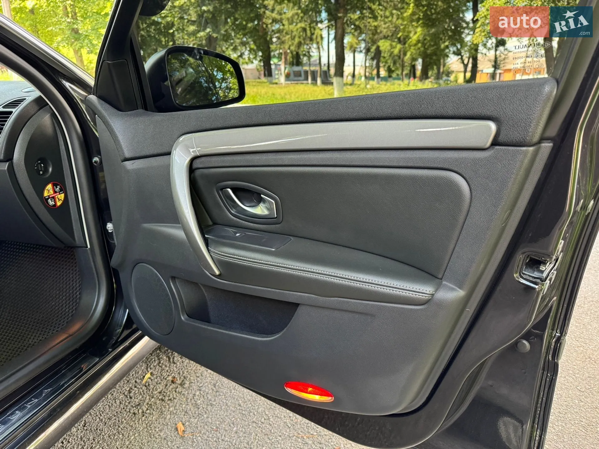 2015 Renault Laguna - мініатюра 37