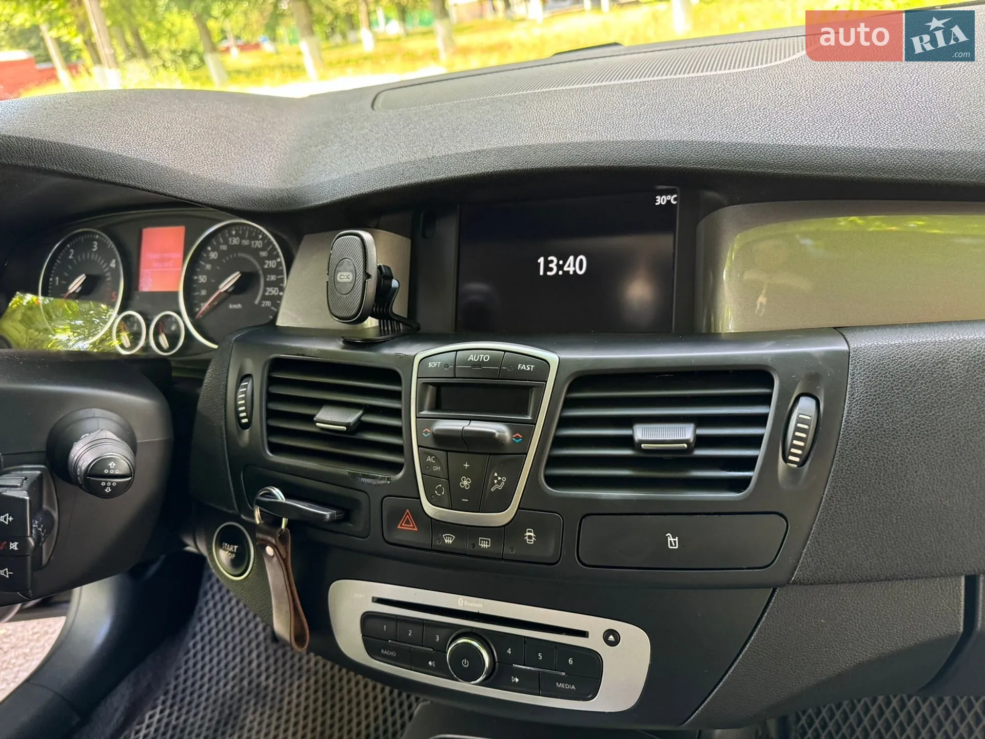 2015 Renault Laguna - мініатюра 43