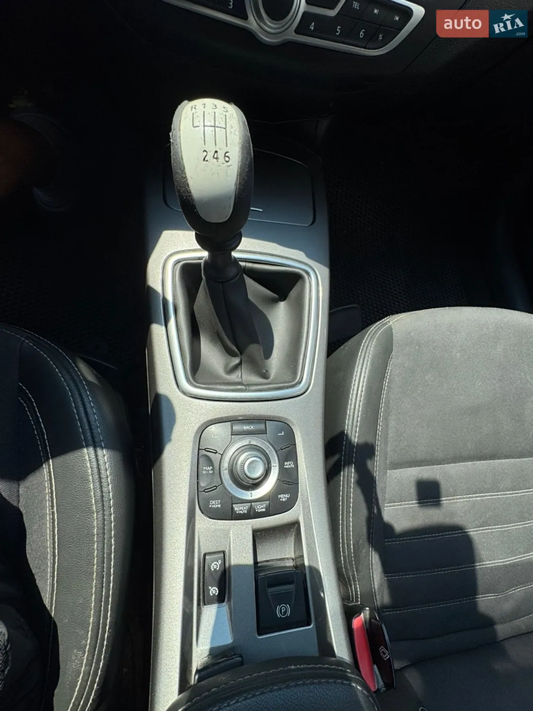 2011 Renault Laguna - мініатюра 17