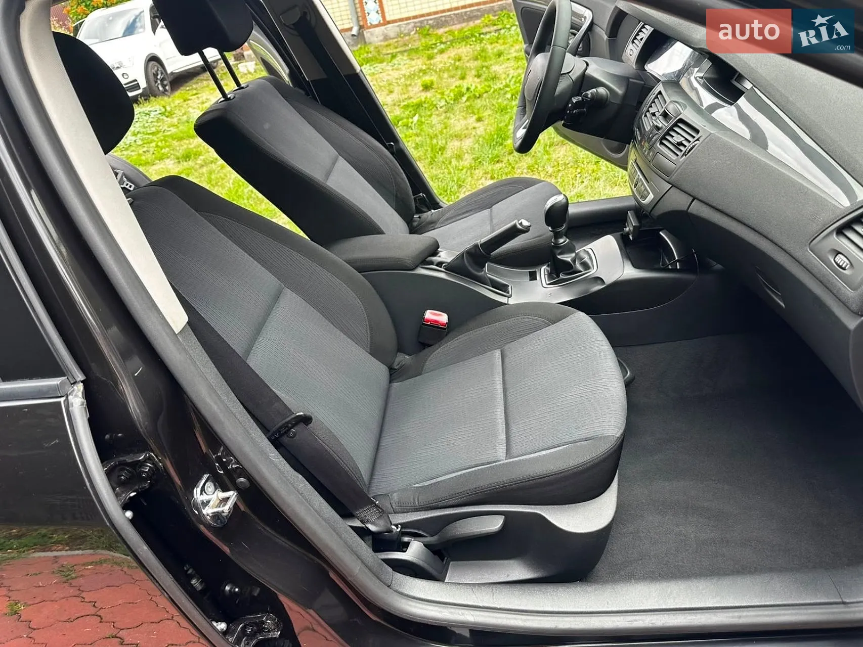 2010 Renault Laguna - мініатюра 17