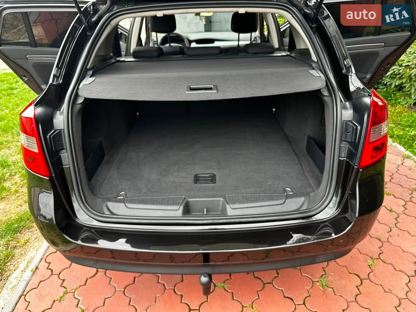 2010 Renault Laguna - мініатюра 25