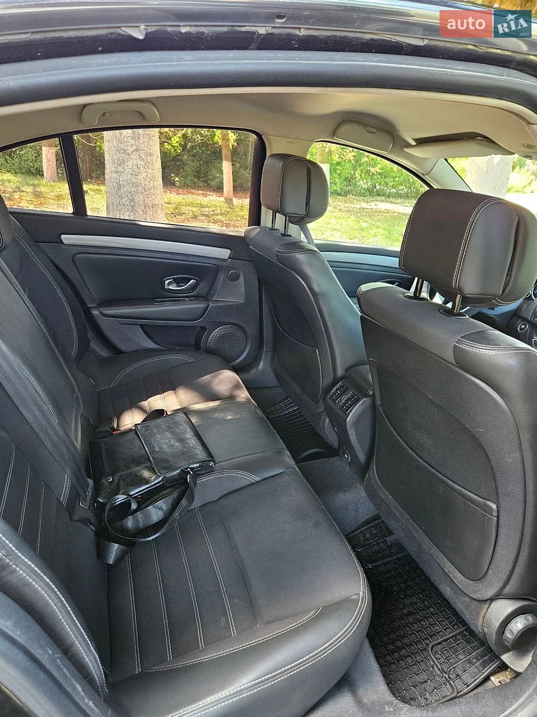 2011 Renault Laguna - мініатюра 20