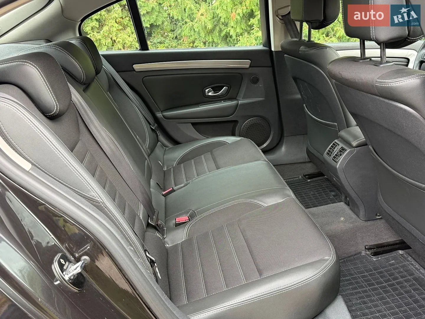 2012 Renault Laguna - мініатюра 22