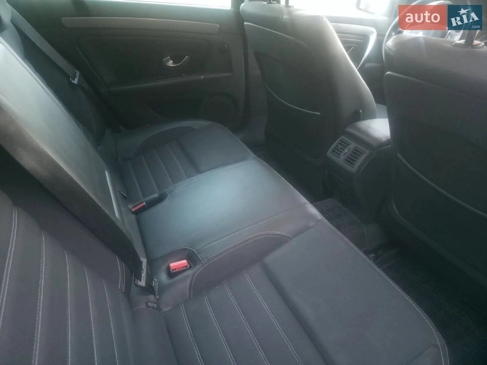 2012 Renault Laguna - мініатюра 17