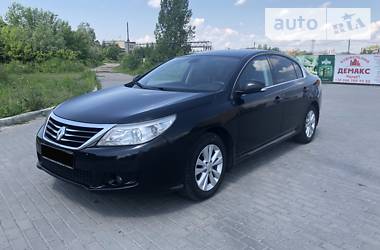 Седан Renault Latitude 2011 в Ровно