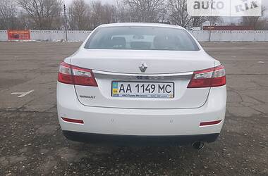 Седан Renault Latitude 2011 в Киеве