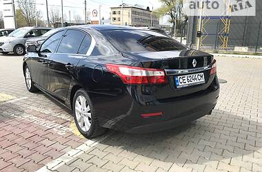 Седан Renault Latitude 2011 в Черновцах