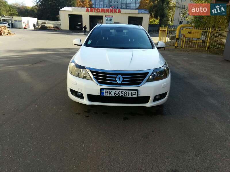 Седан Renault Latitude 2014 в Ровно