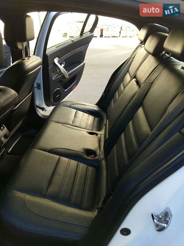 Седан Renault Latitude 2014 в Ровно