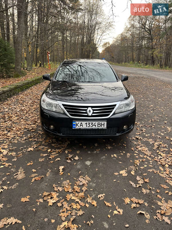 Седан Renault Latitude 2012 в Луцке