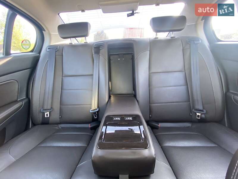 Седан Renault Latitude 2015 в Житомире