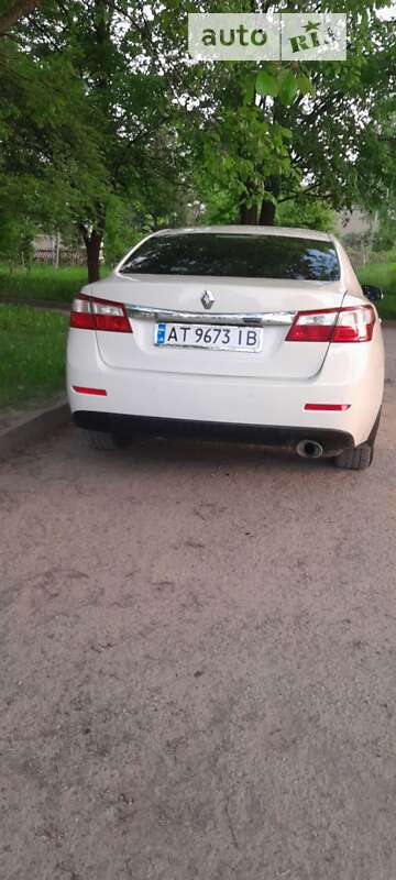 Седан Renault Latitude 2012 в Богородчанах