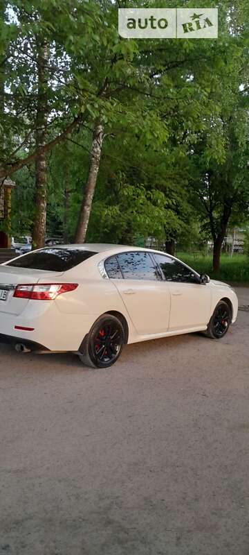 Седан Renault Latitude 2012 в Богородчанах