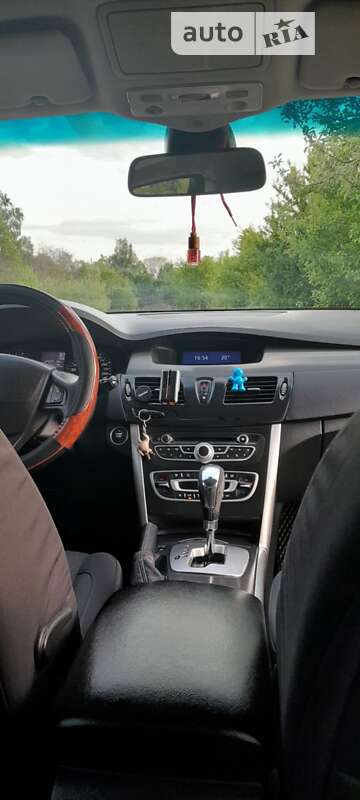 Седан Renault Latitude 2012 в Богородчанах