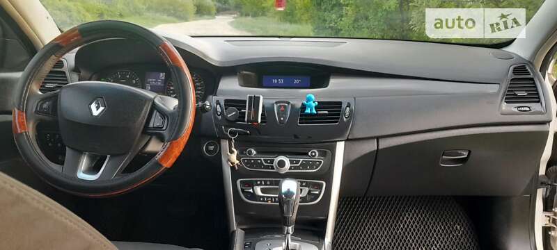Седан Renault Latitude 2012 в Богородчанах