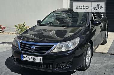 Седан Renault Latitude 2010 в Львове