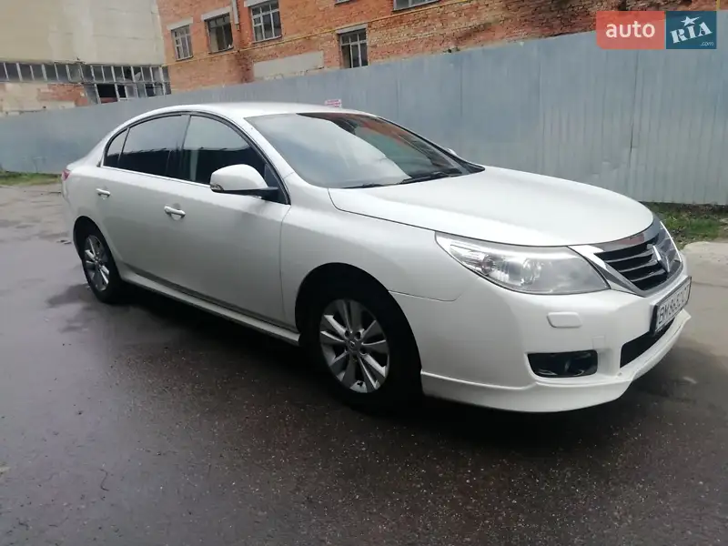 Renault Latitude
