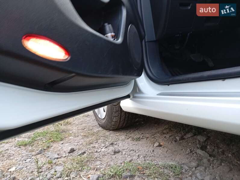Седан Renault Latitude 2011 в Сумах фото 12 Седан Renault Latitude 2011 в Сумах